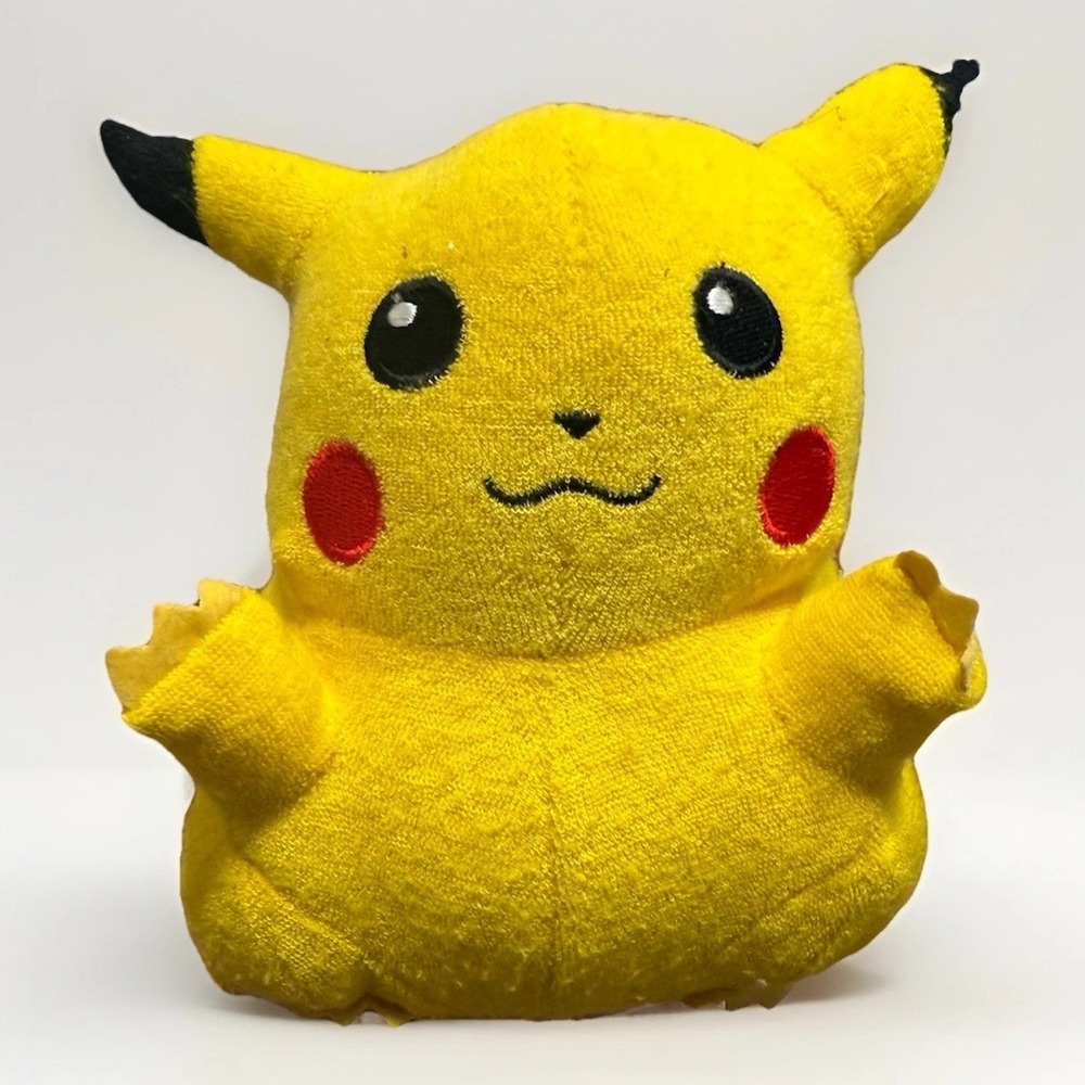 Vintage 1999 Pikachu Plush‎ Playfully Yours Nintendo Pokémon 8" Stuffed Toy